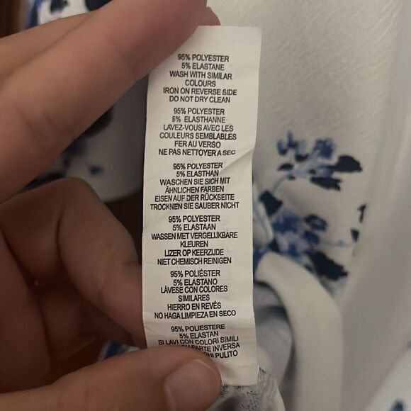 Gorgeous Blue Floral Wrap Style Dress - Picture 8 of 8